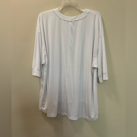 Athleta Inspire Top Plus Size White 3/4 Sleeves  Size 2X - Picture 3 of 7